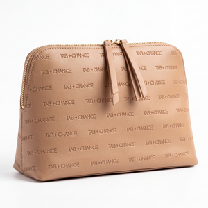 HER BUSINESS TRAVEL BAG